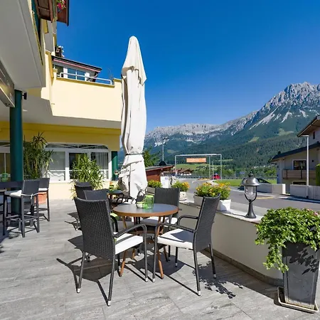 Apparthotel Tom Sojer 4*