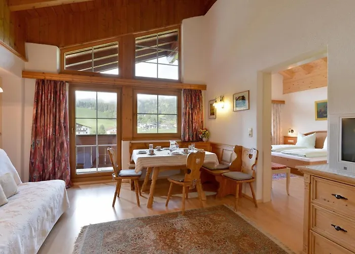 Tom Sojer Hotel apartamentowy Ellmau