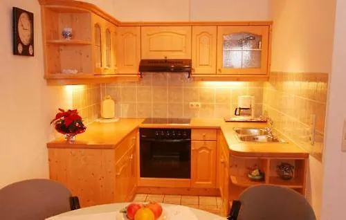 Hotel apartamentowy Tom Sojer