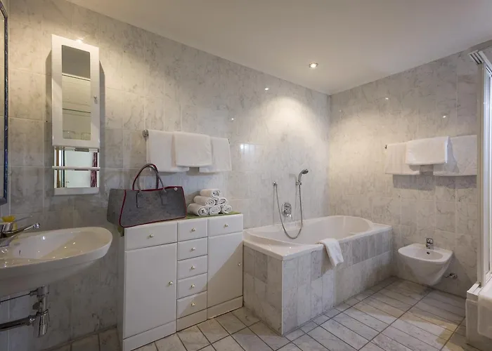 Tom Sojer Aparthotel