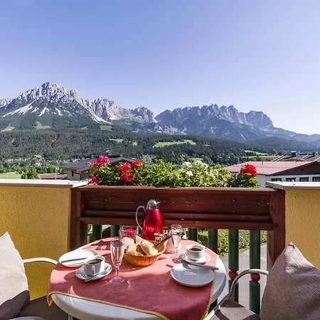 Aparthotel Tom Sojer 4*